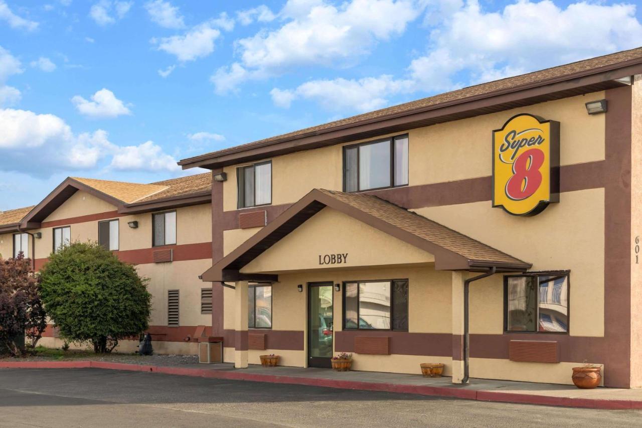 Super 8 By Wyndham Pendleton Motel Exterior photo